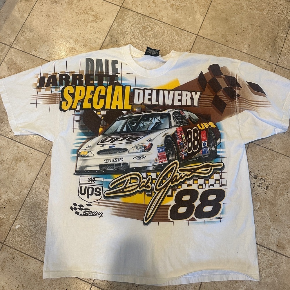 Vintage Dale Jarrett NASCAR Racing Graphic T-Shirt